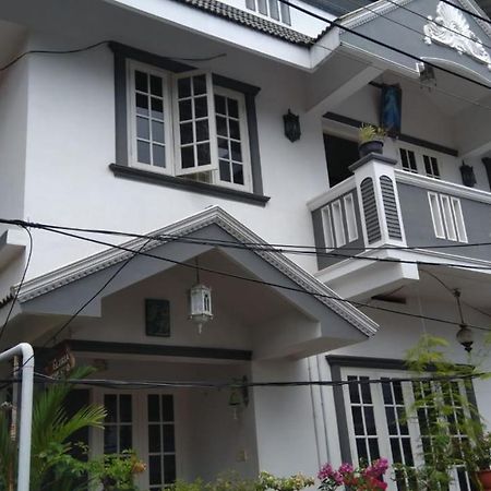 Gloria Homestay Kochi エクステリア 写真